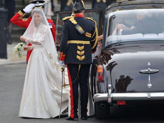 kate middleton wedding dress westminster