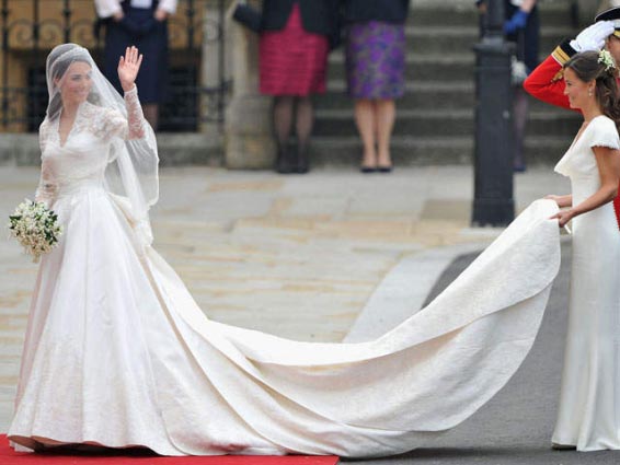 kate pippa wedding arriving