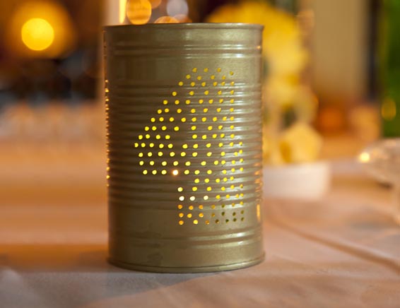 DIY Wedding - tin can table numbers