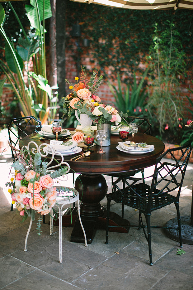 garden party wedding table