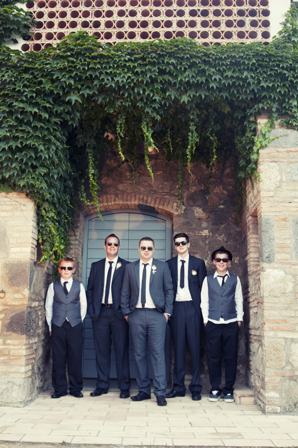 groom and groomsmen