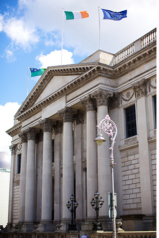 dublin city hall facade