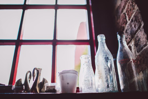 Glass-Bottles-Gillian-Higgins-Photography-Riverdale-Barn http://onefabday-com-preprod.go-vip.net