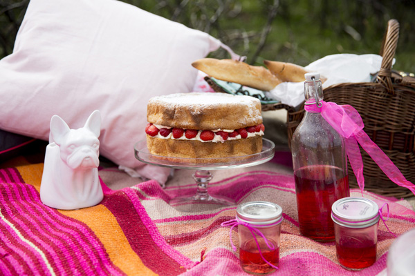  lemonade bottles and jars