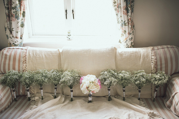 pink ad white bouquet with baby's breath