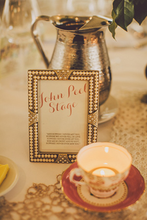 picture frame table centre pieces