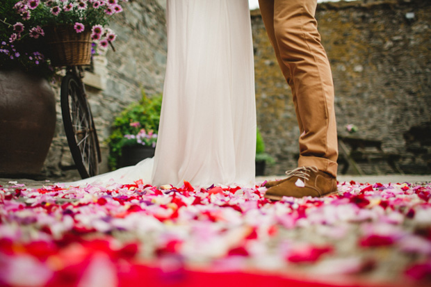 rose petal confetti