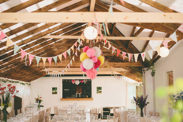 barn wedding decor