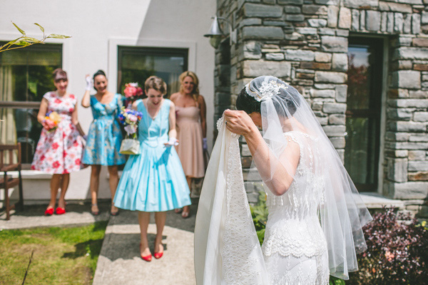 bride leaving for the ceremony