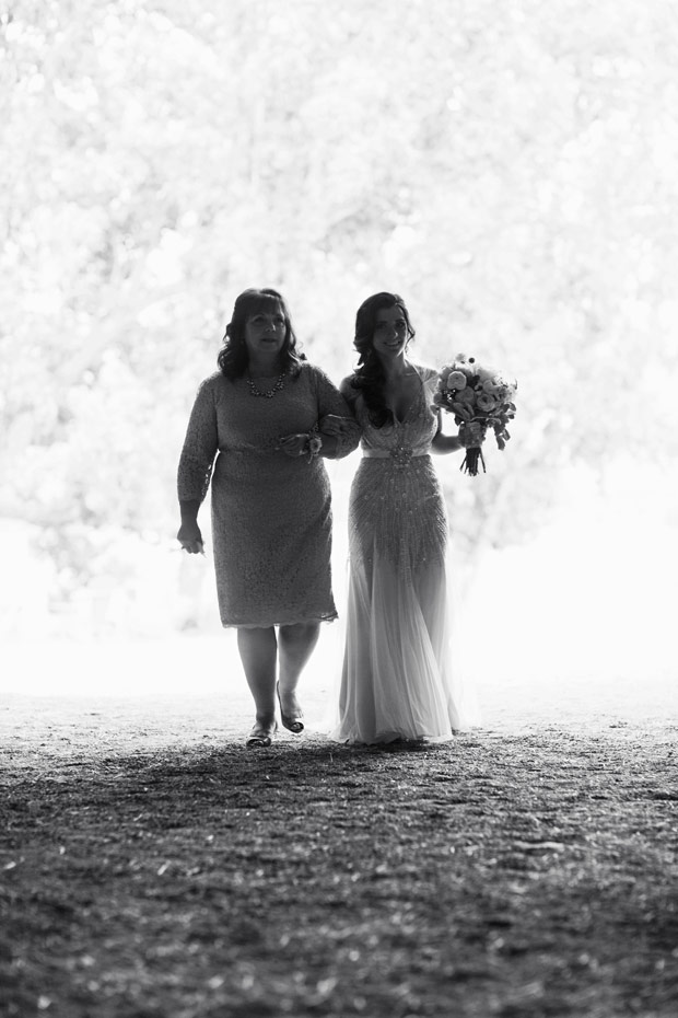 bride and her Mum