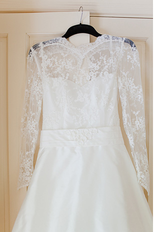 lace wedding dress