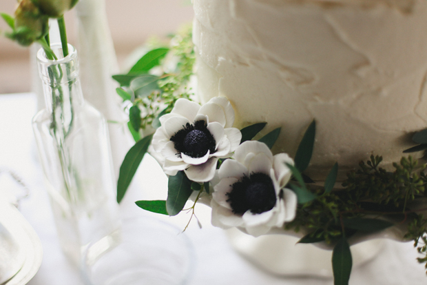 anemone wedding cake