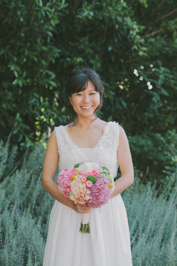 Beautiful bride Tomomi and her pretty pink bouquet | onefabday.com