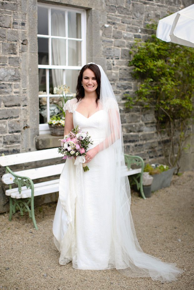 Beautiful bride Caoimhe | onefabday.com