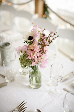 pretty table arrangements with anemones, sweet pea and ranunculus | onefabday.com