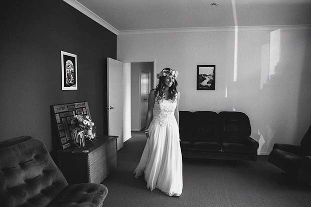 Bride getting ready | onefabday.com