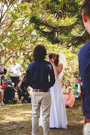 Outdoor wedding ceremony | onefabday.com