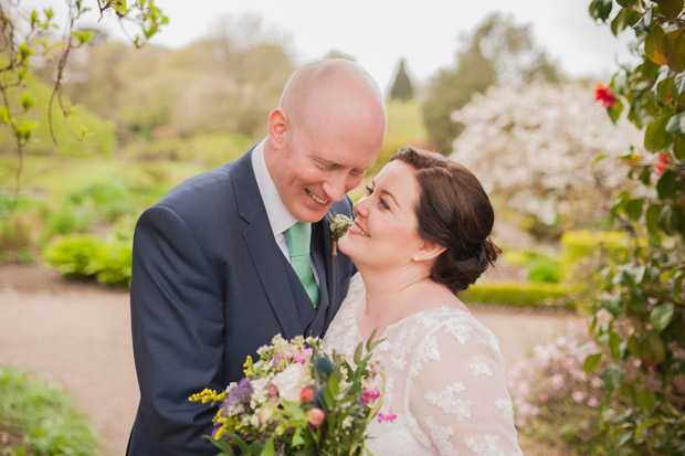 Jonathan and Emma's cute wedding portraits | onefabday-com.go-vip.net