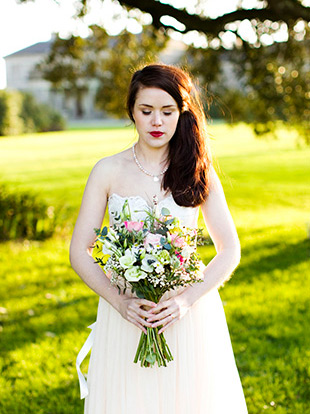 beautiful hand-picked style bridal bouquet | onefabday.com