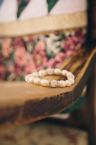 Pearl bridal bracelet | onefabday.com