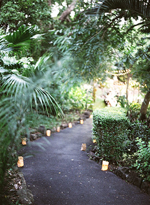 Outdoor wedding lanterns | onefabday.com