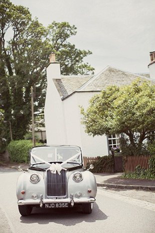 vintage wedding car | onefabday.com