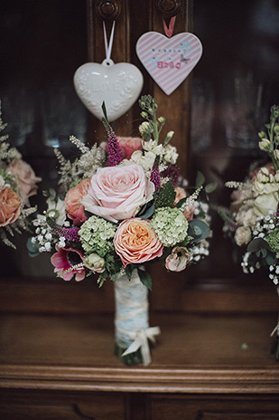 pretty summer wedding bouquet | onefabday.com