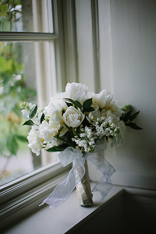 white bridal bouquet  | onefabday.com