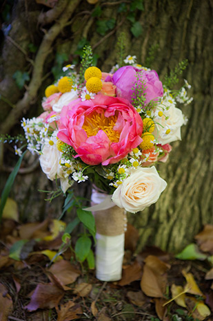 pretty bridal bouquet with burlap and ribbon | onefabday.com