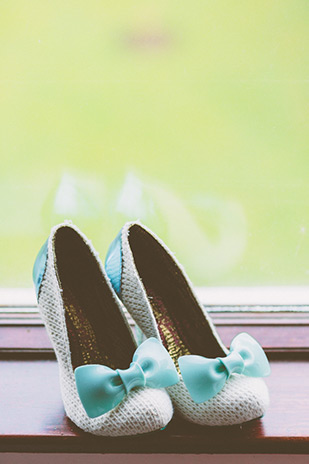 bridal shoes with blue bow | onefabday.com