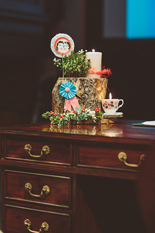 fun retro wedding styling | onefabday.com