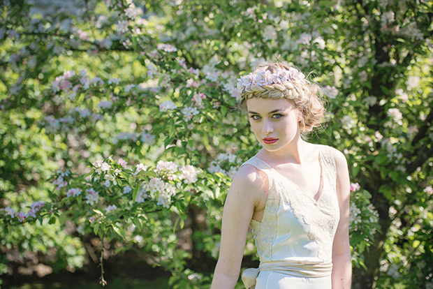 vintage style bridal look with a contemporary edge | Photography by Fiona Jamieson | onefabday.com