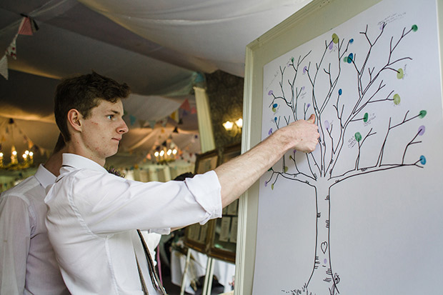 Fingerprint tree guest book | onefabday.com