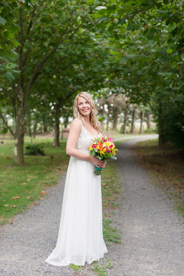 Bride with colourful bouquet | onefabday.com