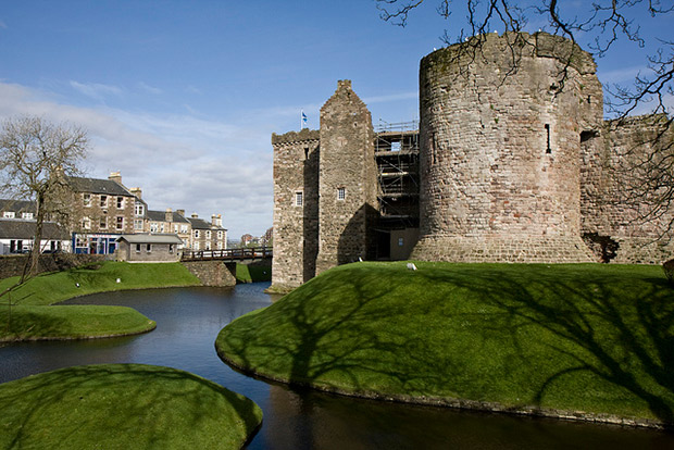 rothesay-castle