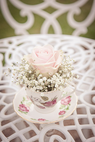 vintage teacup with florals | onefabday.com