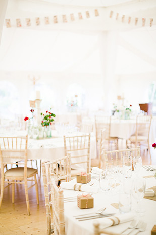 Alex and Lewis' beautiful red and white wedding by Butterfly Photography | onefabday.com