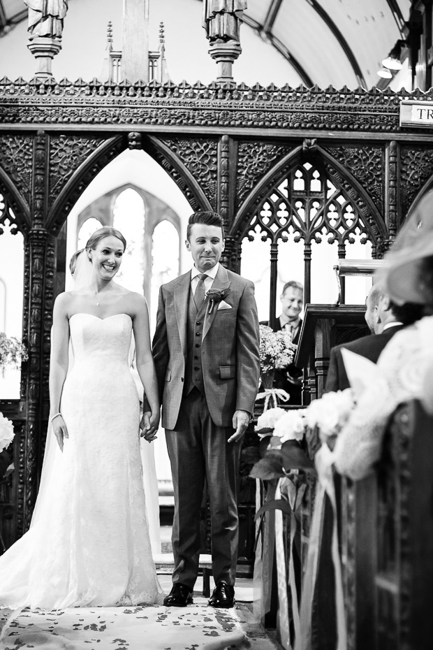 Alex and Lewis' beautiful red and white wedding by Butterfly Photography | onefabday.com