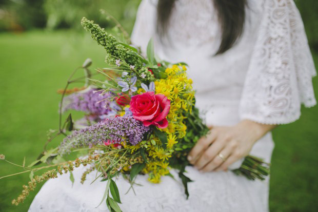 pretty rustic bridal bouquet | onefabday.com