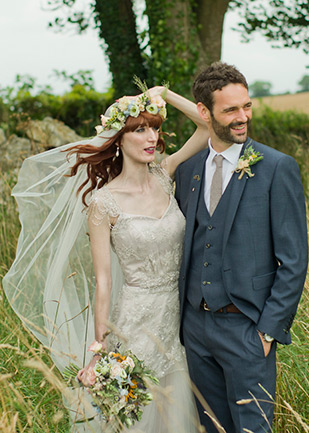 vintage boho bride | Cormac and Rachel's vintage glam wedding by Joe Laverty | onefabday.com