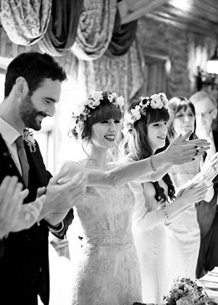 Cormac and Rachel's vintage glam wedding by Joe Laverty | onefabday.com