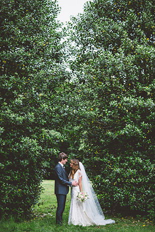 Alissa and Gerard's Beatles and Stars wedding by Gail Kelly | onefabday.com