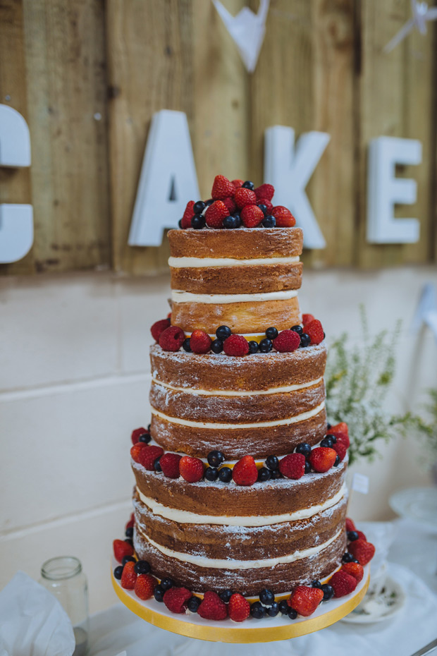 rustic naked cake  | onefabday.com