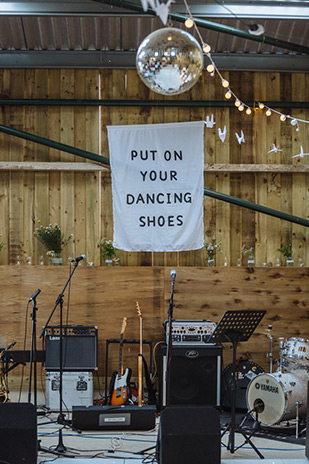 put on you dancing shoes wedding signage | onefabday.com