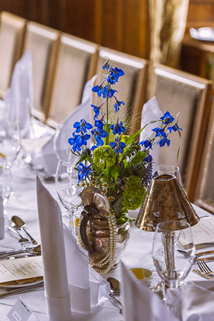 pretty blue centrepiece in vintage teapot | onefabday.com