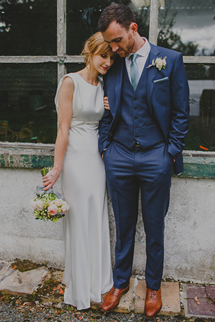 Olly and Annie's pretty summer wedding by Gather and Tides | onefabday.com