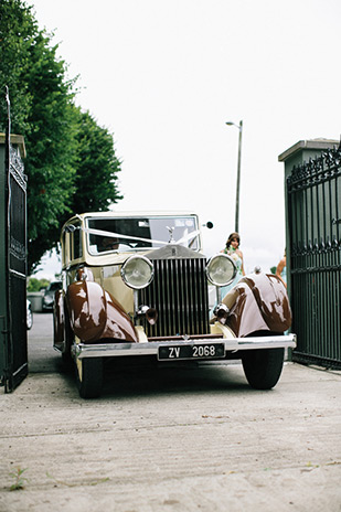 Sarah and Michael's Elegant Castle Durrow Wedding by Larry McMahon | onefabday.com