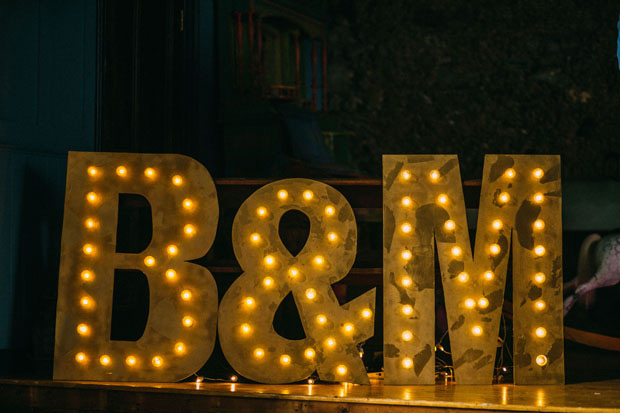 Bernie and Michael's Retro Mount Druid Wedding By Rubistyle | onefabday.com