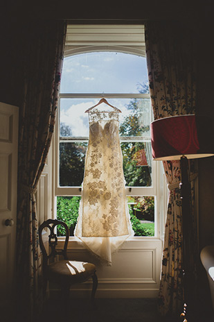 Keelin and Tristan's Stylish Ballyvolane Wedding by Katie Farrell Photography | onefabday.com