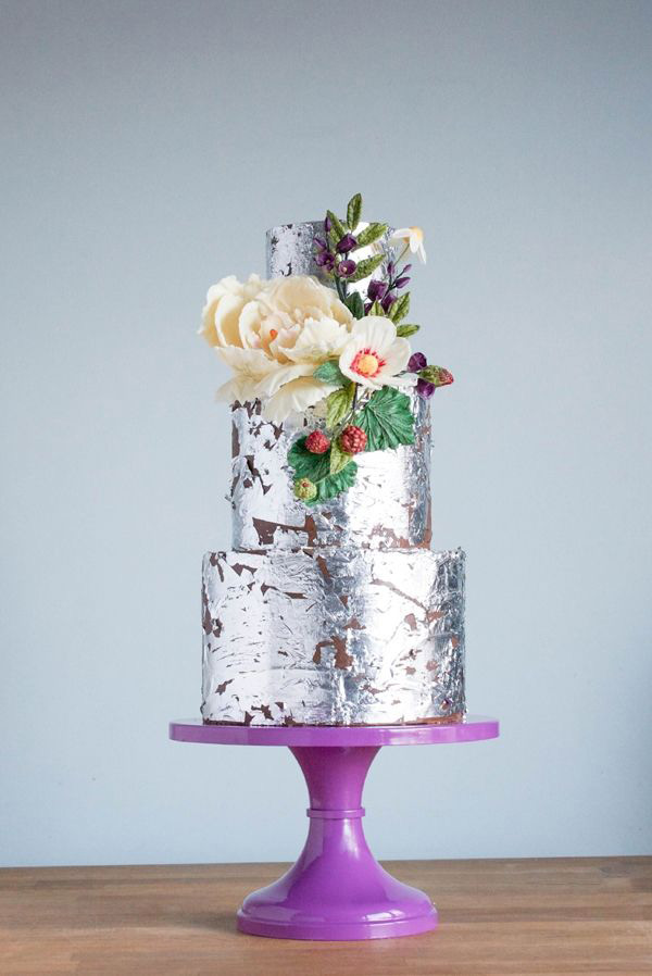 Fab metallic wedding cake | onefabday.com